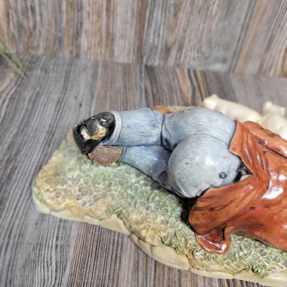 Vintage Pandemonium Naturecraft #870, Congleton England, Man with Piglets - Picture 6 of 9